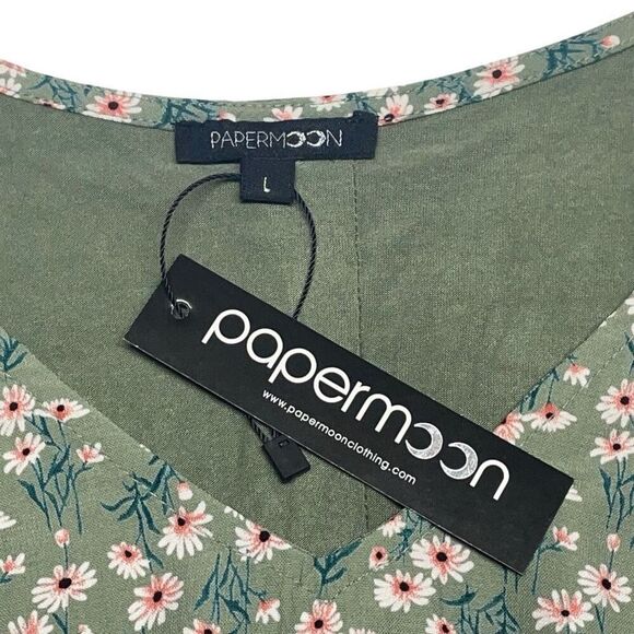 PaperMoon Sage Green Floral Print Button Back Top - Picture 4 of 7